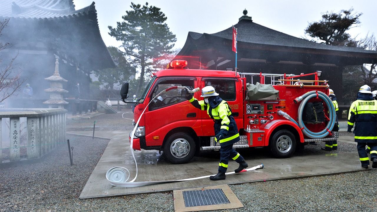 Sistemas Contra Incendios: Japón vs Colombia – Qué Aprender